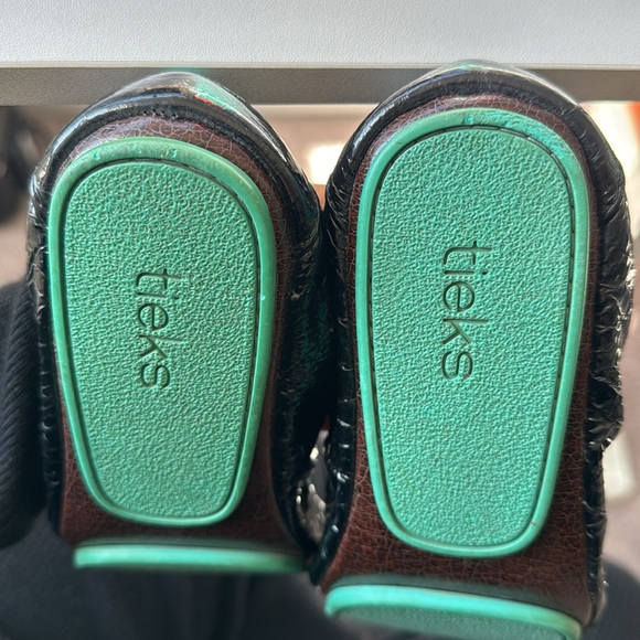 Tieks size 7 OBSIDIAN BLACK - Picture 14 of 14